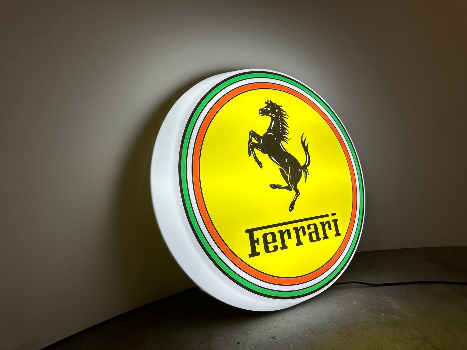 Ferrari fully working illuminated adapted to any country - Image 2 of 6