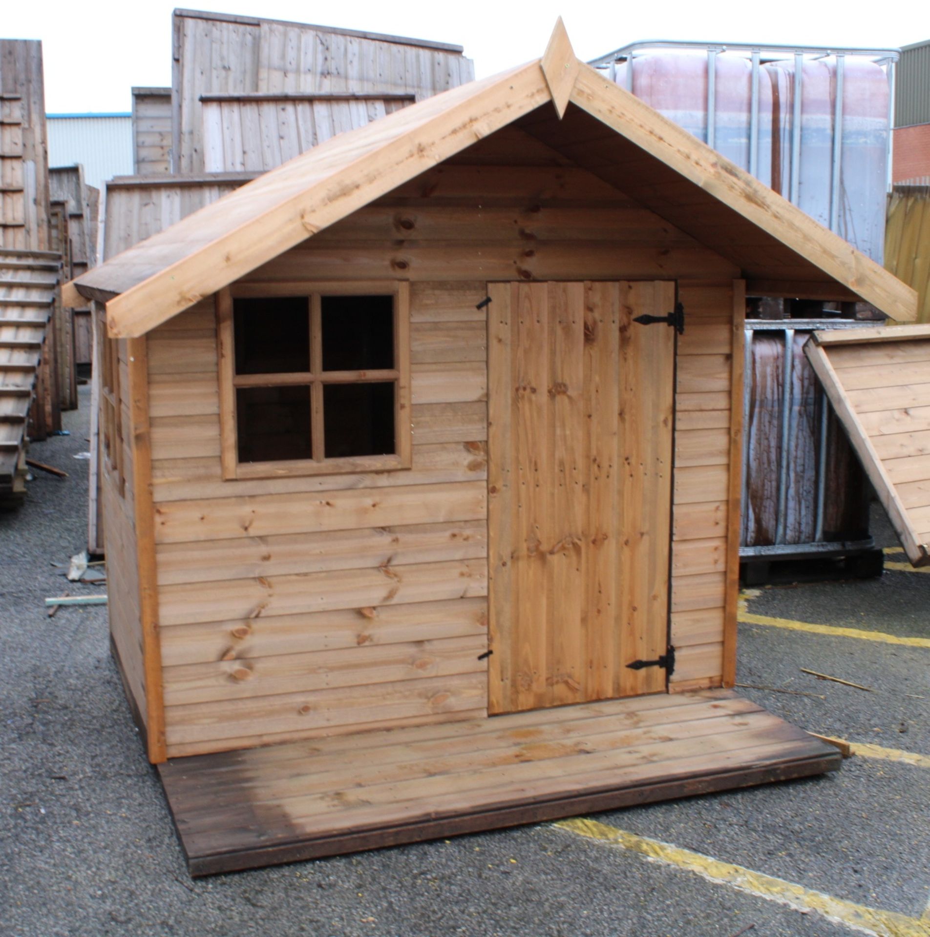 4x6 kids playhouse with overhang and veranda, Stnadrad 16mm Nominal Cladding