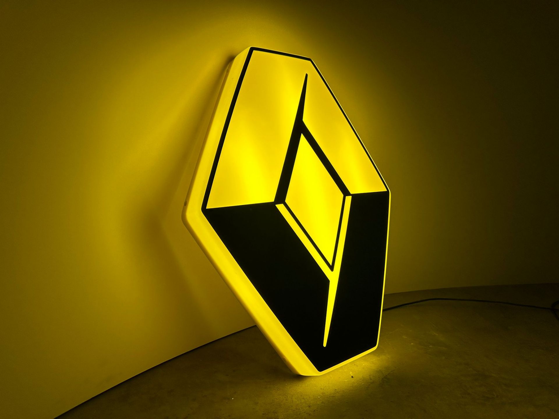 Renault - sign illuminated - Bild 5 aus 6