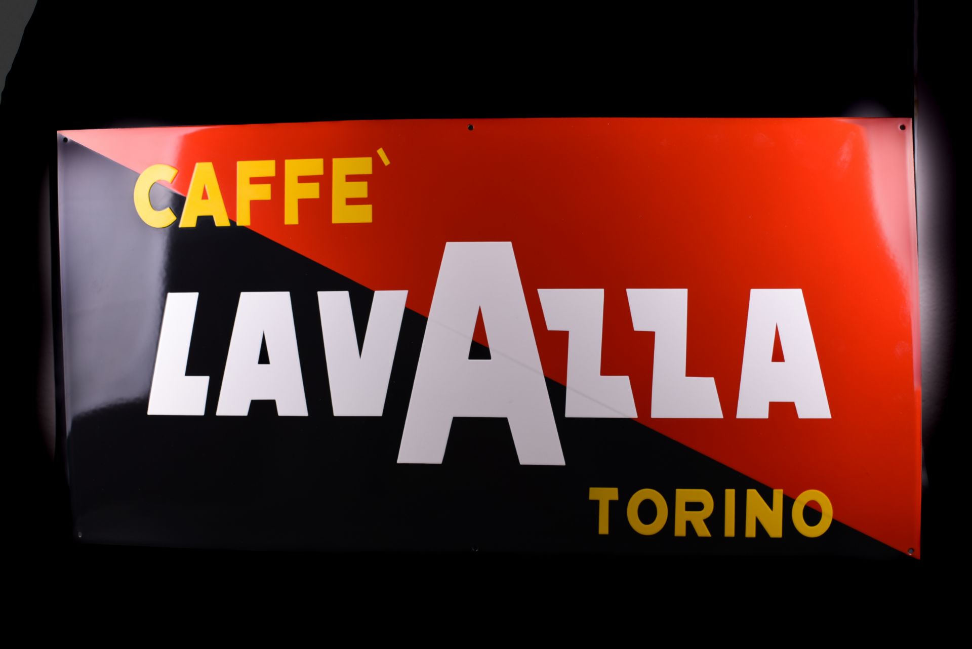 CAFE LAVAZZA sign description: - Image 2 of 13