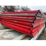 Solid site fencing x40 comes with feet and clips