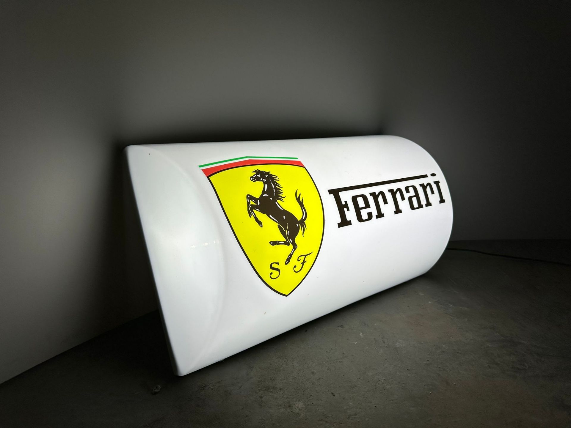 Ferrari sign fully working - Image 7 of 7