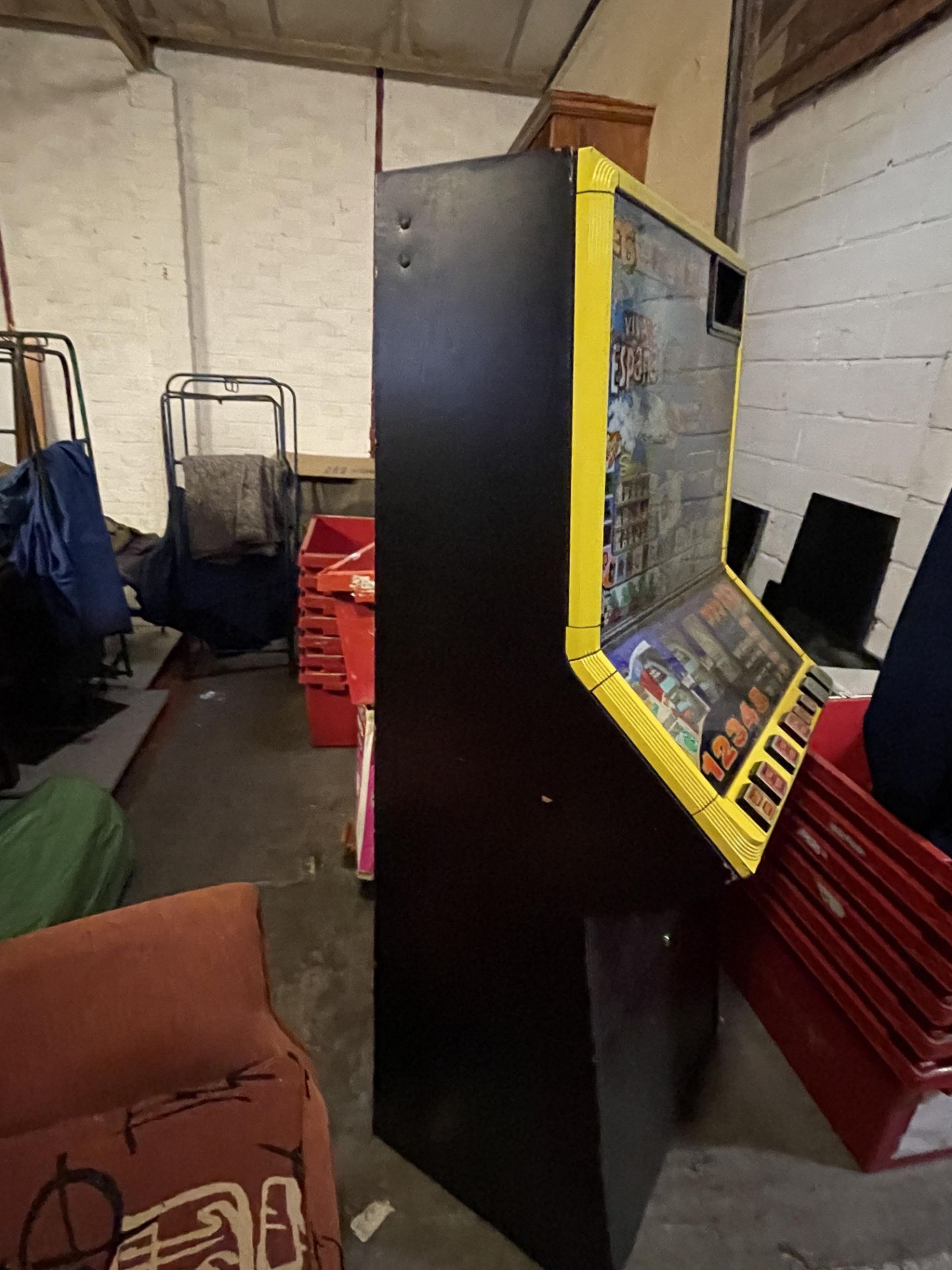 gaming machine lost property un claimed anmusment amusement - Image 6 of 6