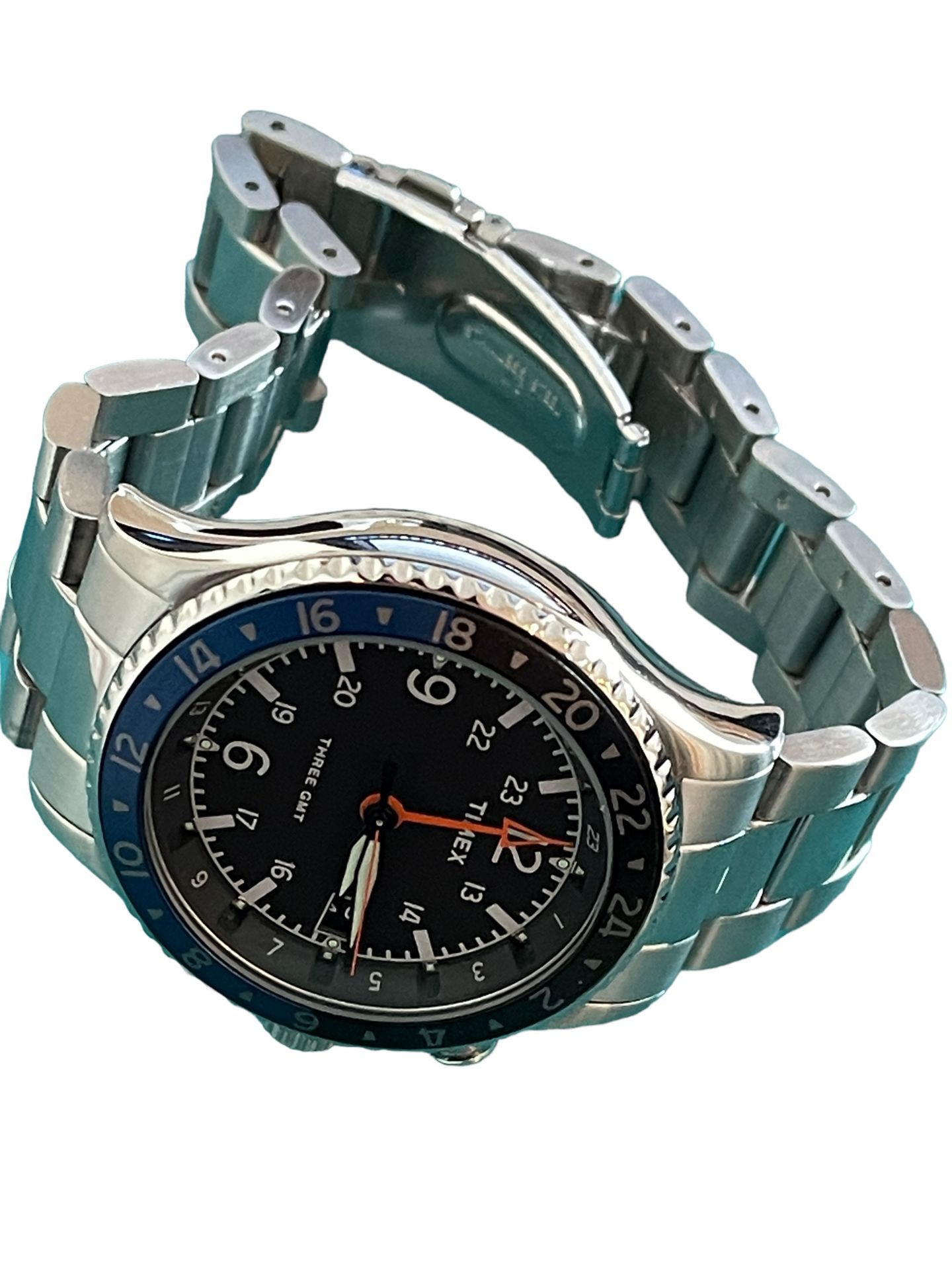 TIMEX THREE GMT TIME QUARTS DIVERS WTCH UNIVERSAL - Image 6 of 8