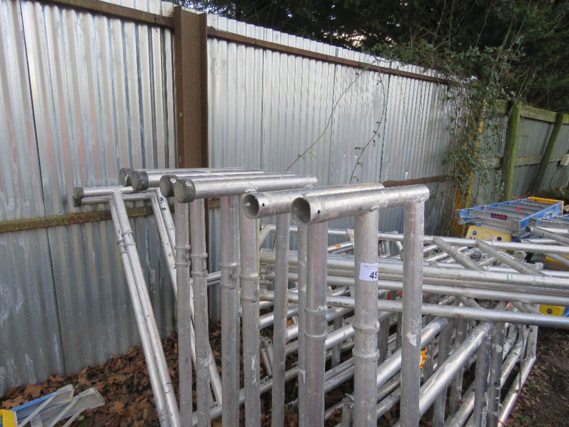 5 X ALUMINIUM PODIUM FRAMES, NO BOARDS. - Image 3 of 7