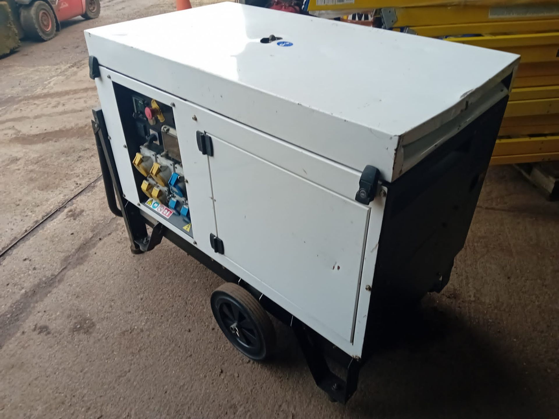 sdmo 10kva barrow generator. - Image 3 of 6