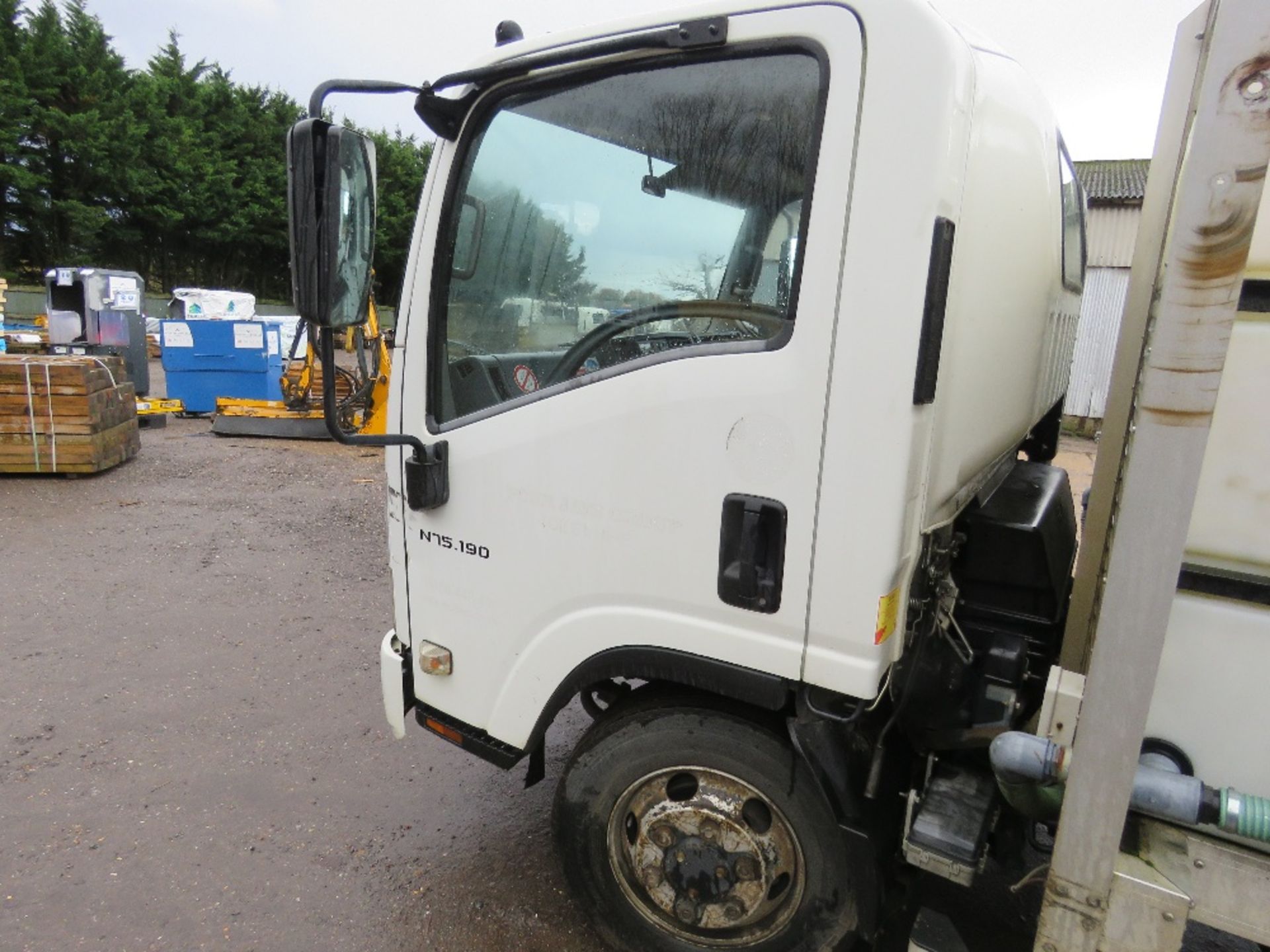 ISUZU 7500KG PORTABLE TOILET SERVICE TANKER TRUCK REG:PO12 FAJ. WITH V5 ...