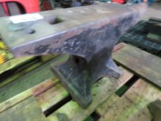 BLACKSMITH'S ANVIL, 82CM OVERALL LENGTH APPROX