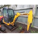 JCB 8018 CABBED MINI EXCAVATOR, YEAR 2011 BUILD. WITH 2 NO. BUCKETS. 2961 RECORDED HOURS. SN: JCB080