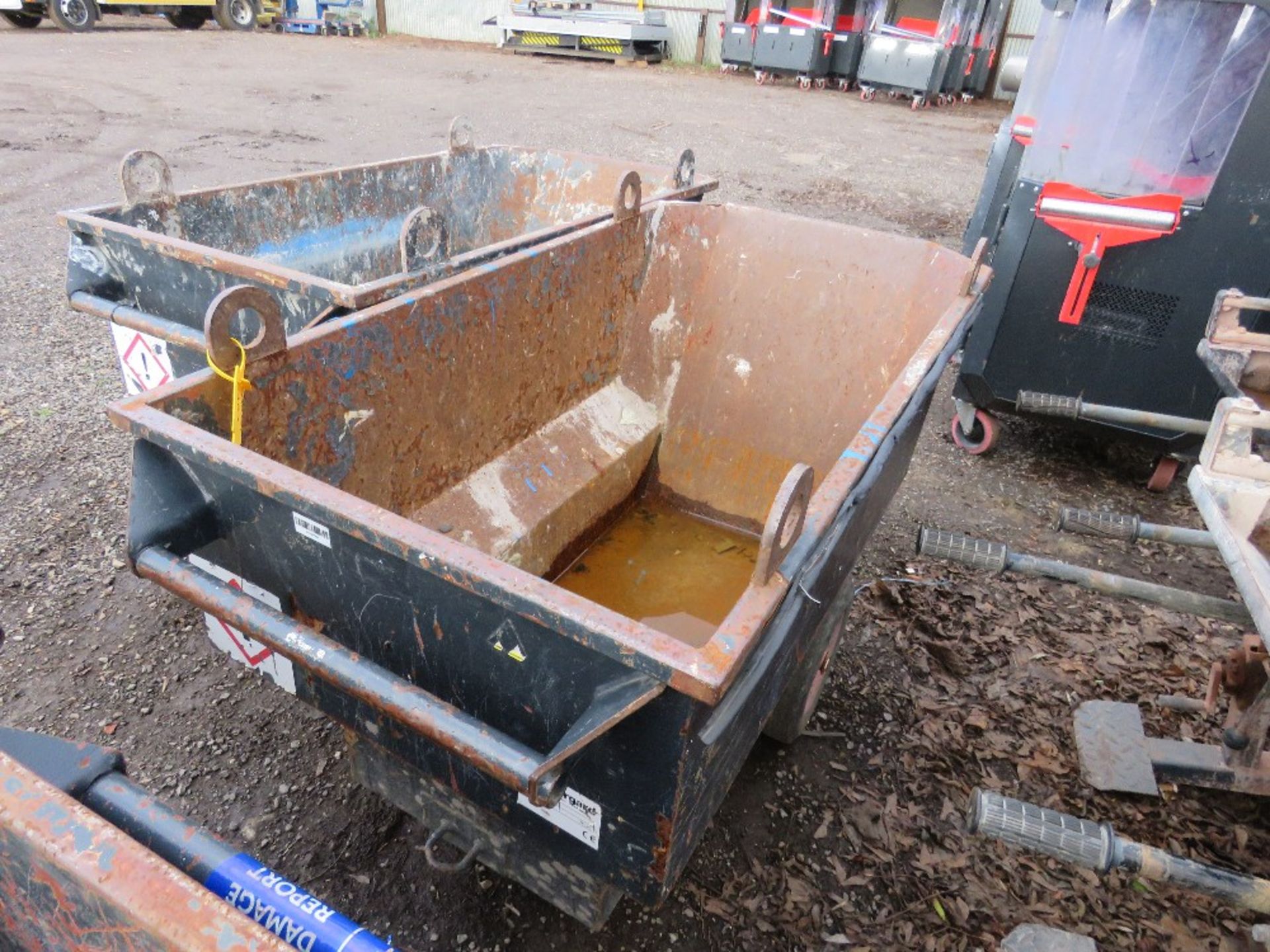 2 X ARMORGARD HEAVY DUTY RUBBER TRUCK BARROWS. - Image 4 of 4