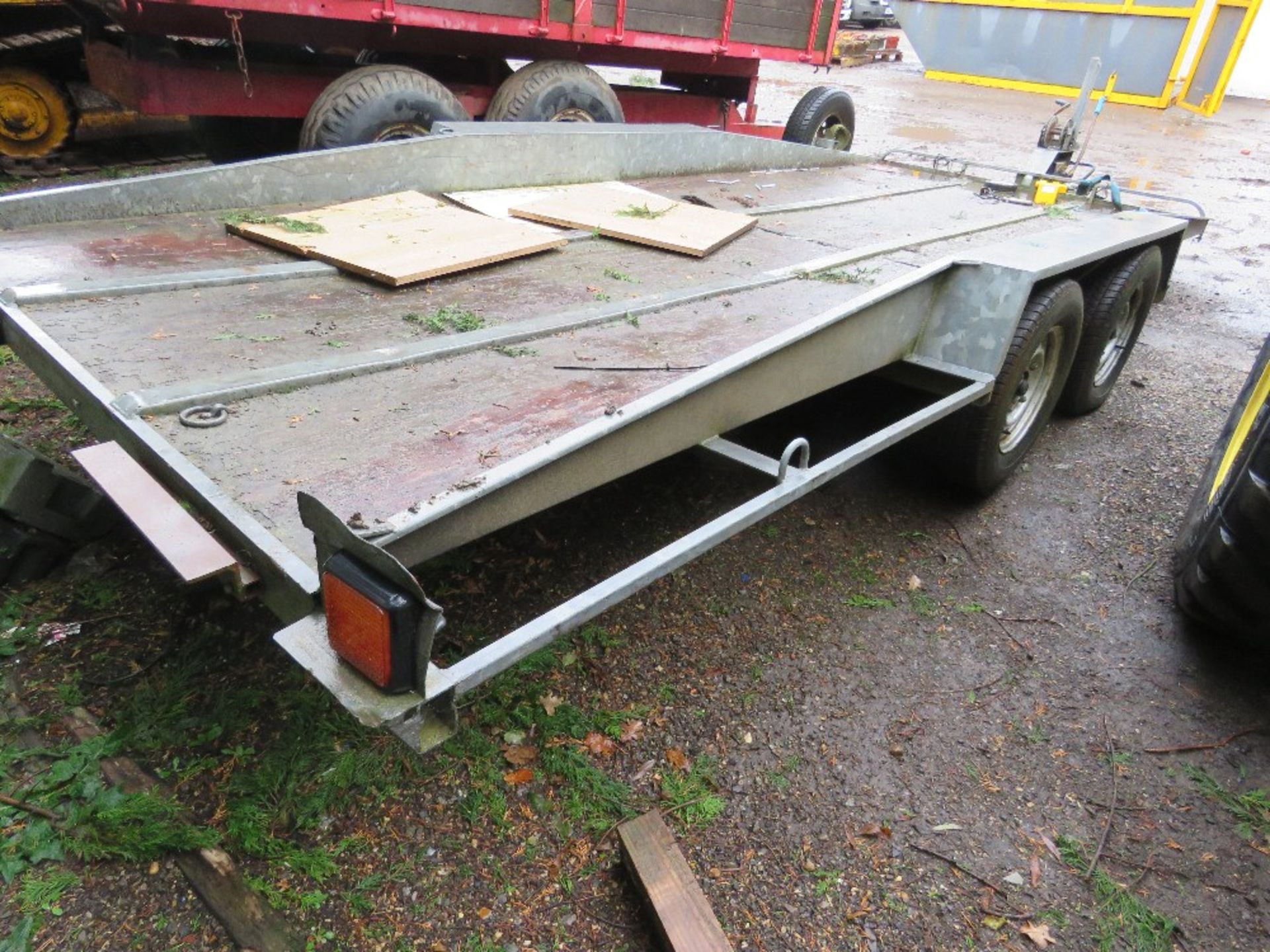 TILT BED CAR TRAILER 16FT X 6FT BED APPROX. OWNER RETIRING. THIS LOT IS SOLD UNDER THE AUCTIONEER - Image 3 of 8