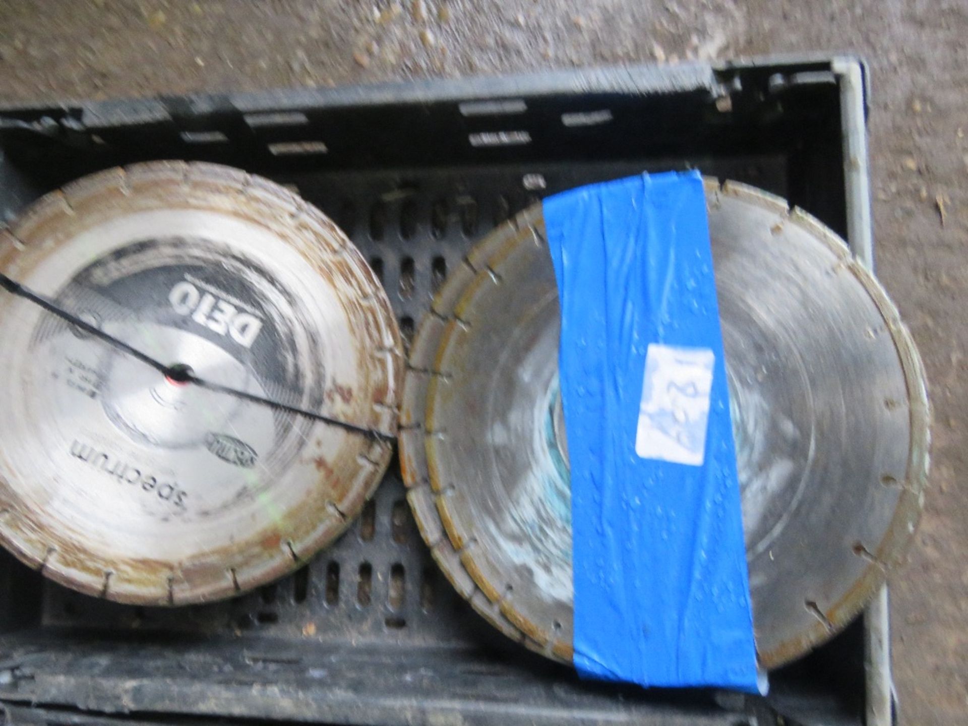 2 X BUNDLES OF PART USED DIAMOND CUTTING BLADES.