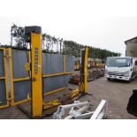 BRADBURY 2.5TONNE 2 POST VEHICLE LIFT UNIT, 3 PHASE POWERED.