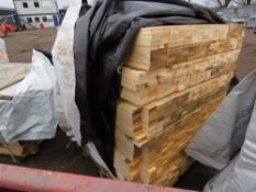 LARGE PALLET OF UNTREATED TIMBER BATTENS: 1.0M X 70MM X 20MM APPROX.