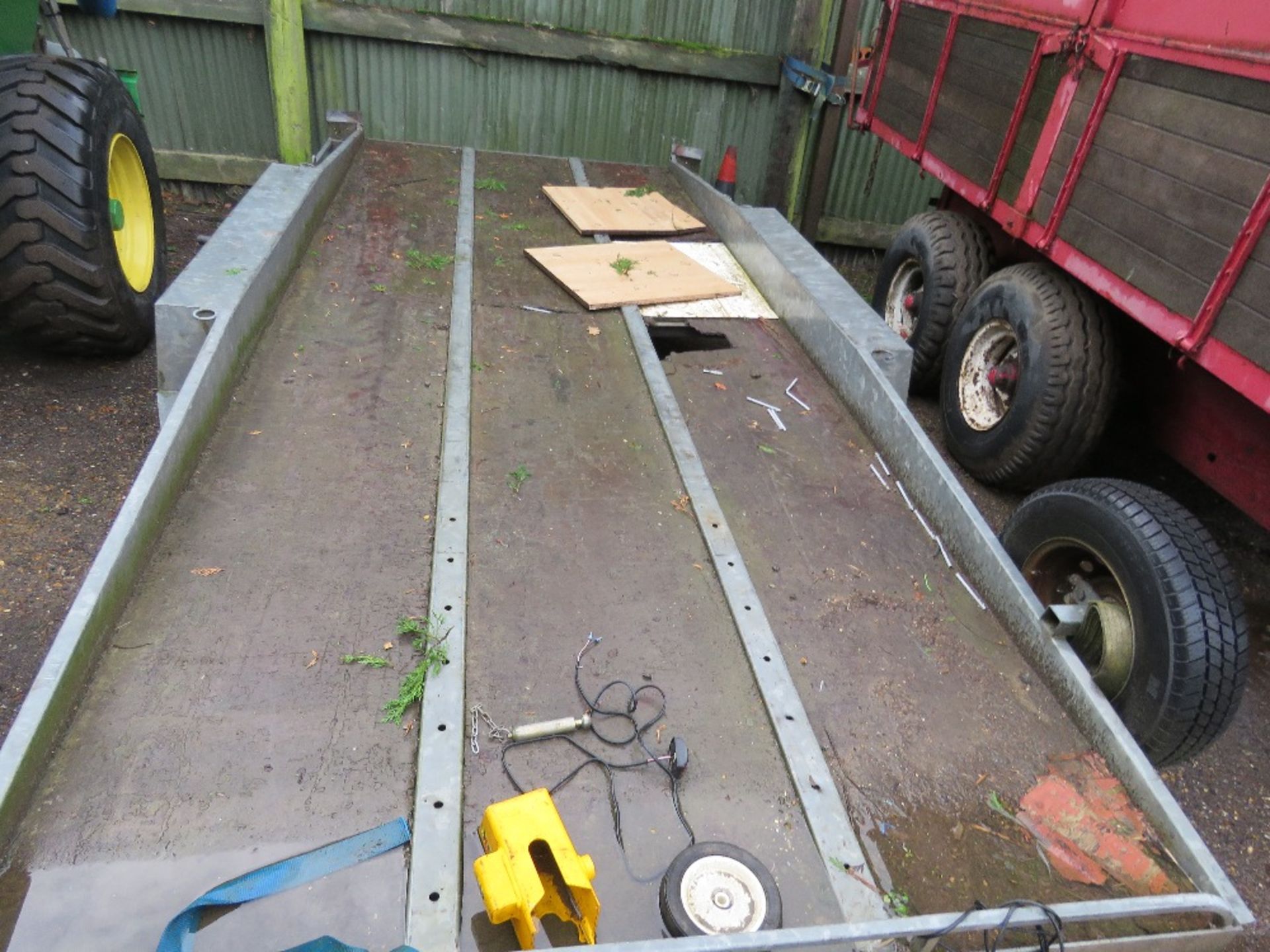 TILT BED CAR TRAILER 16FT X 6FT BED APPROX. OWNER RETIRING. THIS LOT IS SOLD UNDER THE AUCTIONEER - Image 7 of 8