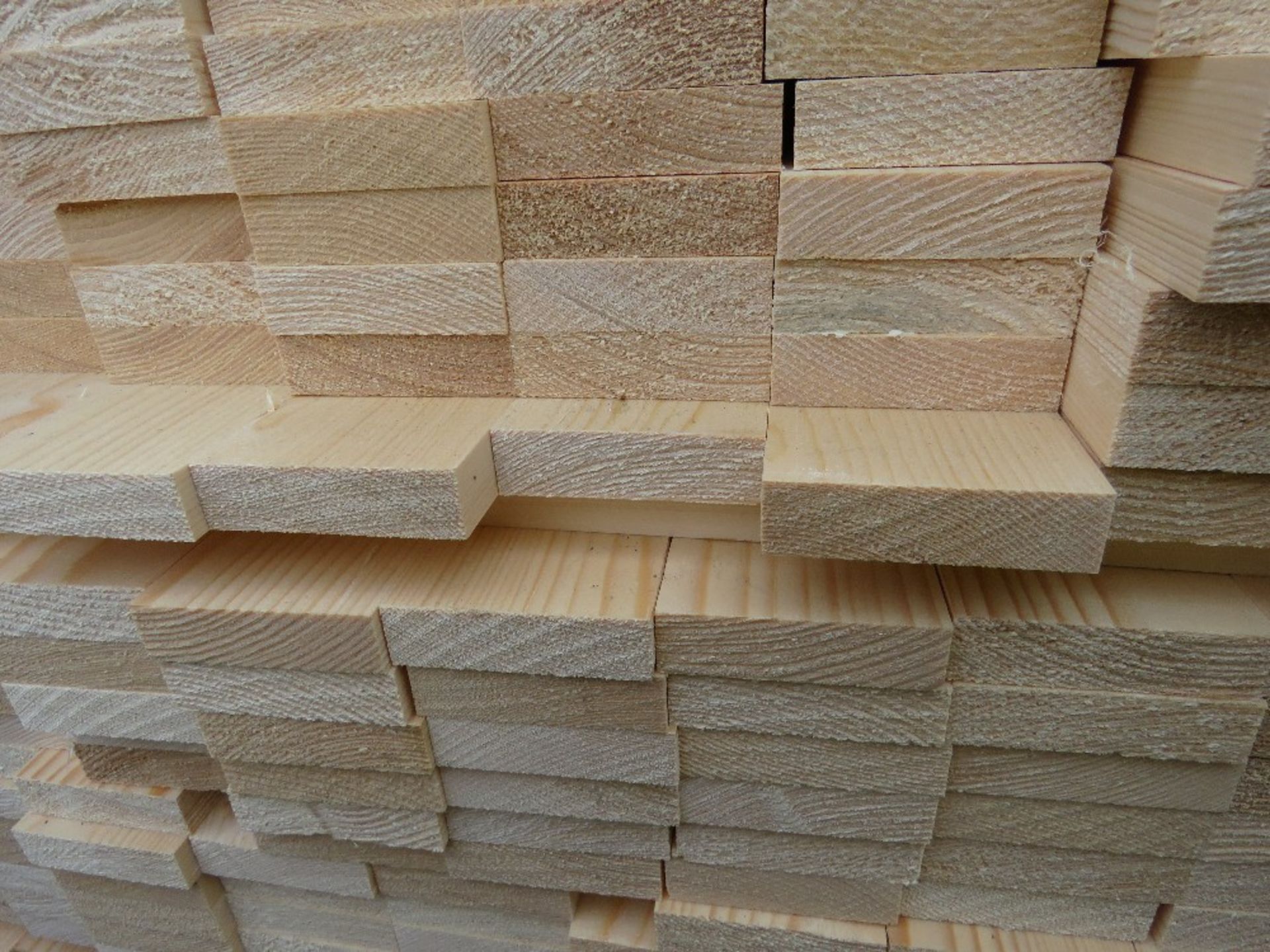 EXTRA LARGE PACK OF UNTREATED TIMBER BATTENS: 1.0M X 70MM X 20MM APPROX. - Image 3 of 3