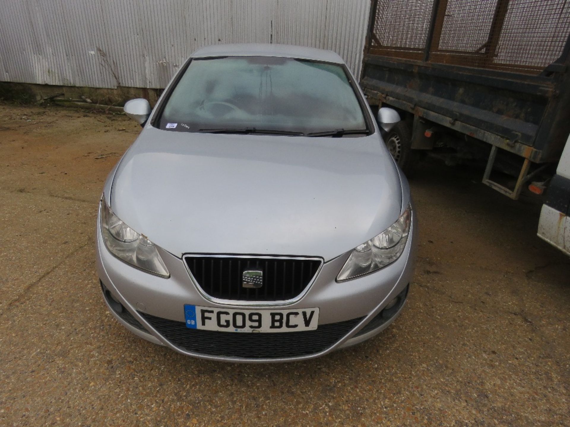 SEAT IBIZA DIESEL CAR REG FG09 BCV - Image 2 of 10