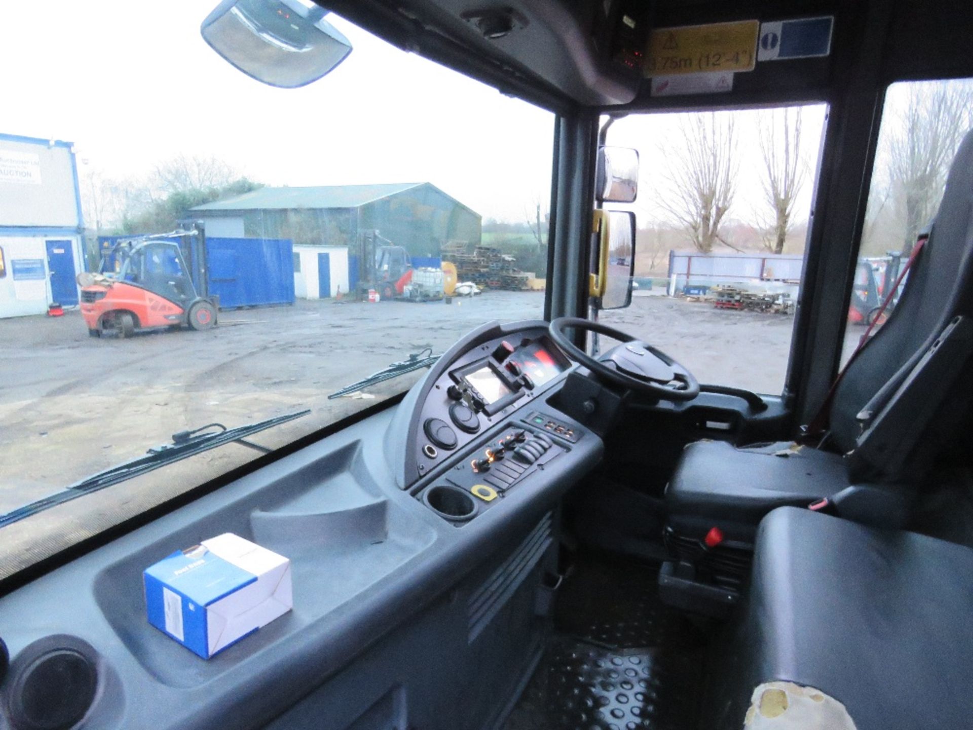 DENNIS EAGLE ELITE EURO 6 REFUSE TRUCK WITH BIN LIFTS. REG:VX15 KJY OLYMPUS TWIN PACK EQUIPMENT. 9 - Image 11 of 14