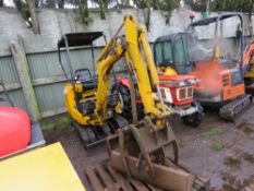 KOMATSU PC12R-8 RUBBER TRACKED MINI DIGGER YEAR 2004 WITH 3NO BUCKETS PLUS A MECHANICAL GRAPPLE. HO