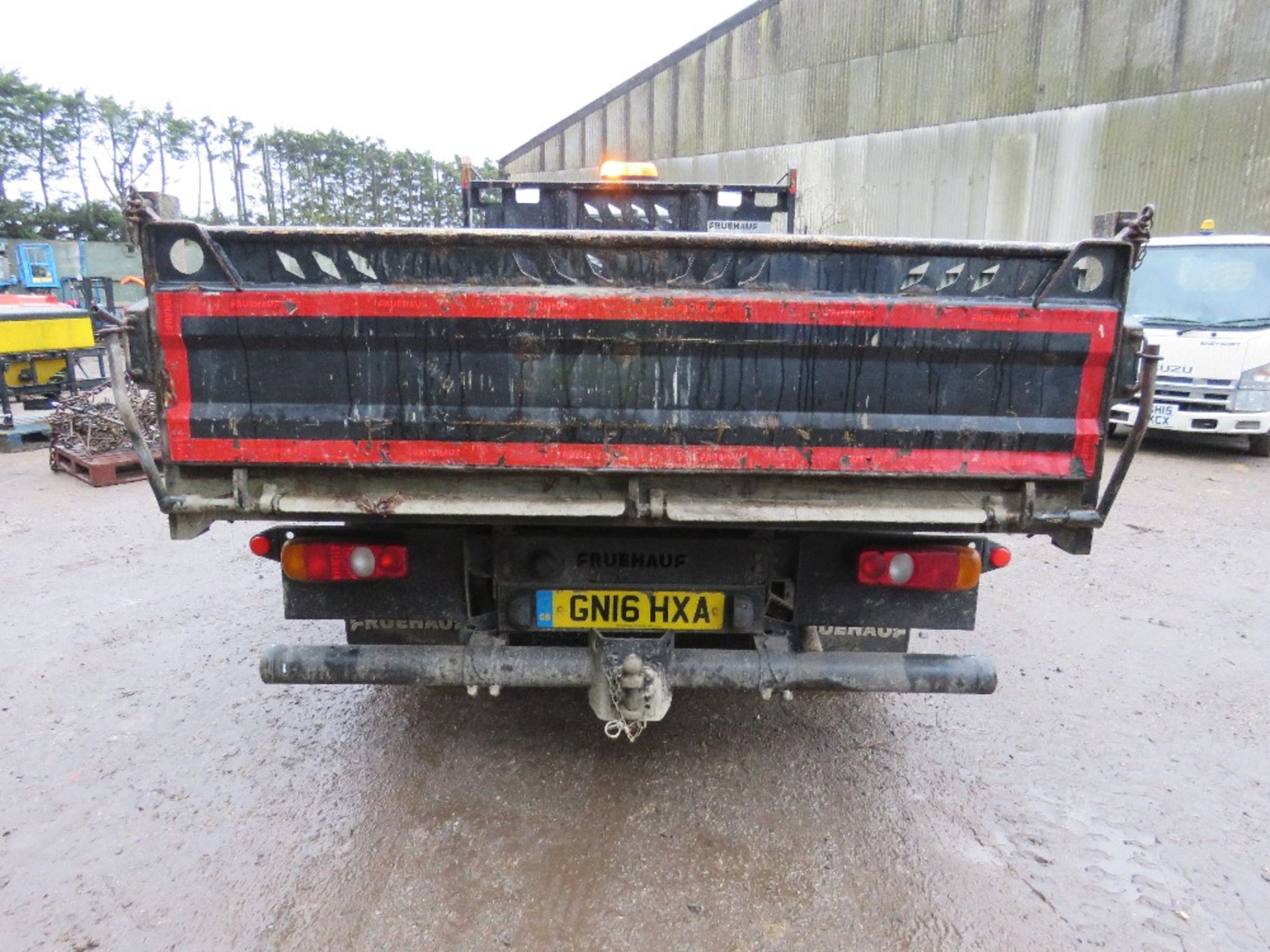 MITSUBISHI CANTER FUSO 7C15 7500KG TIPPER LORRY REG:GN16 HXA. DIRECT FROM LOCAL COMPANY WHO HAVE OWN - Image 5 of 10