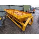 GRITTER BODY ON HL5 FRAME, 10FT LENGTH APPROX. SUITABLE FOR 7.5 TONNE HOOK LOADER LORRY.