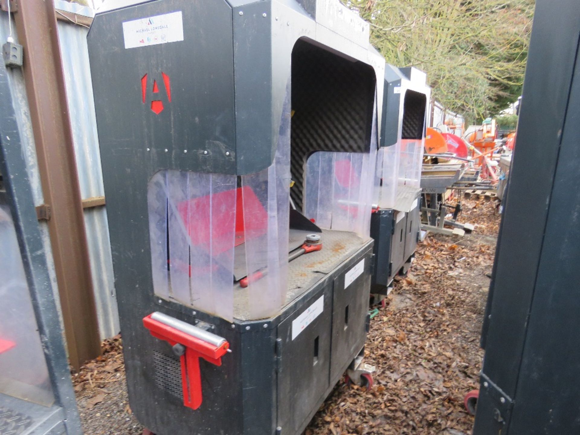 ARMORGARD WHEELED CUTTING STATION CABINET. SOURCED FROM LARGE SCALE COMPANY LIQUIDATION. - Image 2 of 4