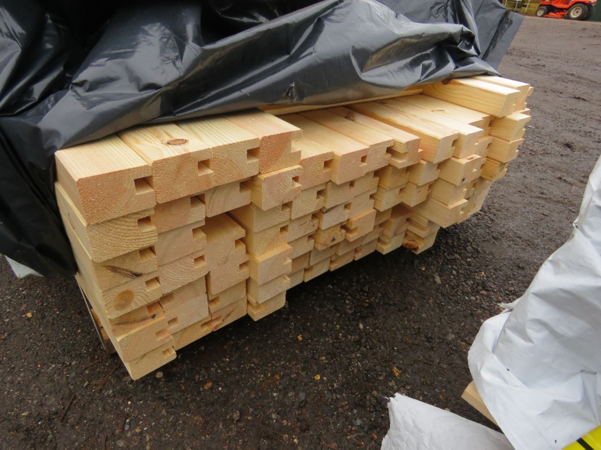 2 X PACKS OF SLOTTED UNTREATED TIMBER BATTENS/RAILS 50MM X 70MM APPROX @ 1.17M AND 1.83M LENGTH APPR - Image 4 of 5