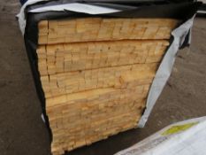 EXTRA LARGE PACK OF UNTREATED VENTIAN PALE / TRELLIS SLATS: 45MM X 17MM X 1.73M LENGTH APPROX.