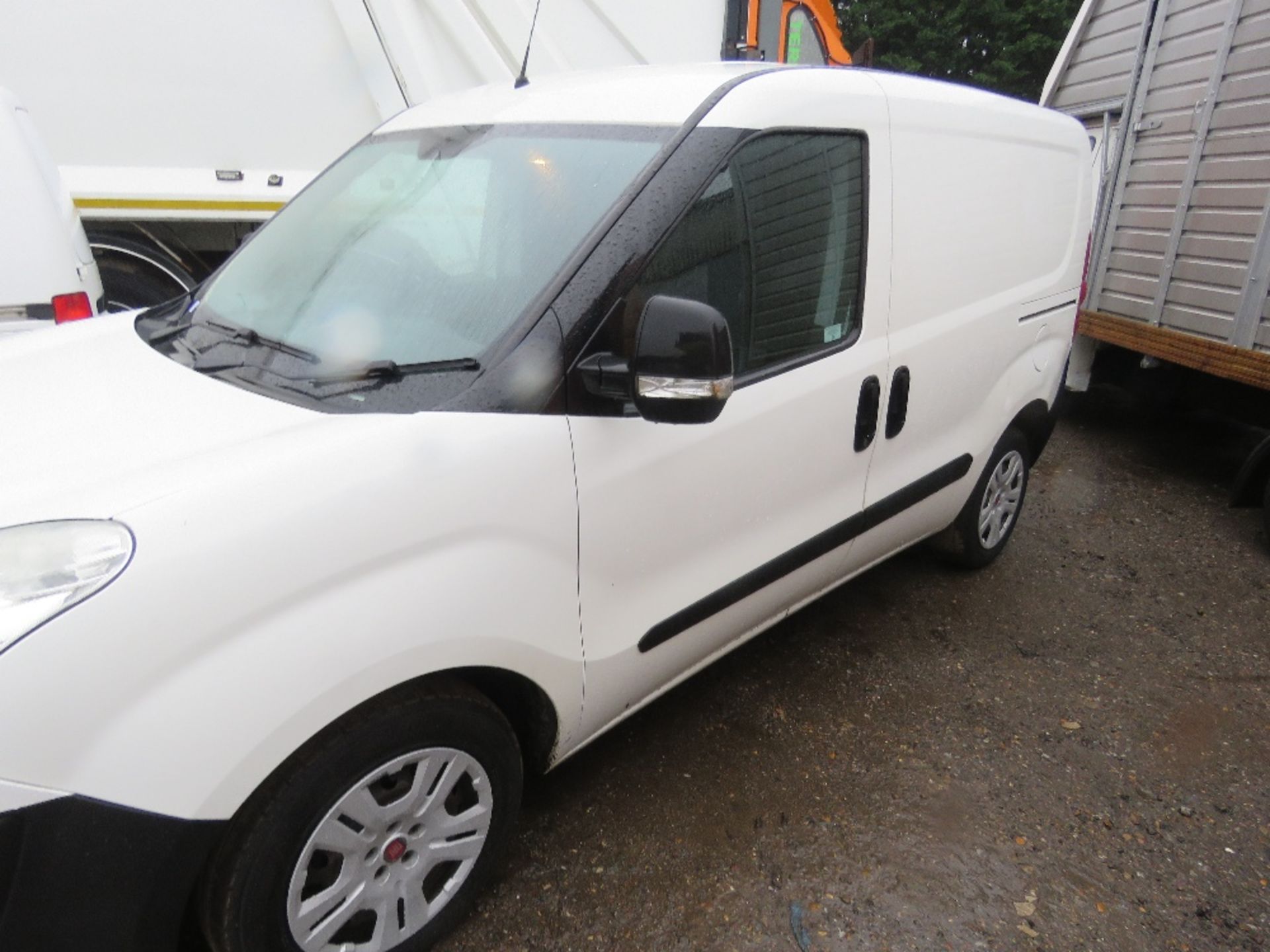 FIAT DOBLO PANEL VAN REG:WV63 AOG. MOT UNTIL 23/03/24. WHEN TESTED WAS SEEN TO DRIVE, ST - Image 8 of 11