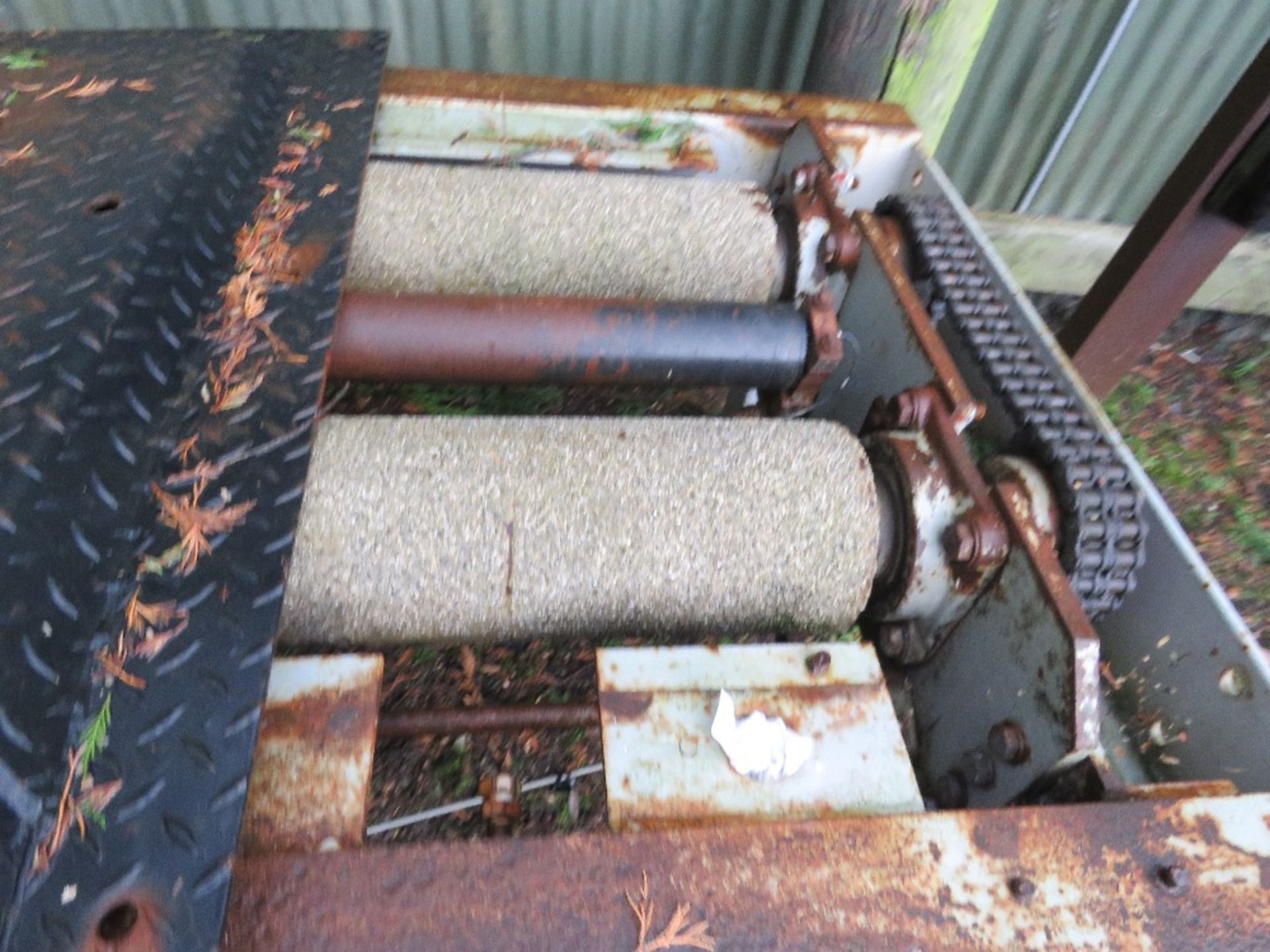 COMMERCIAL VEHICLE BRAKE TEST ROLLERS WITH ASSOCIATED EQUIPMENT. BELIEVED TO BE EWJ MAKE. - Image 2 of 6