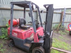 NISSAN 15 GAS FORKLIFT TRUCK, YEAR 2000. WHEN TESTED WAS SEEN TO DRIVE, STEER, BRAKE AND LIFT..SEE V