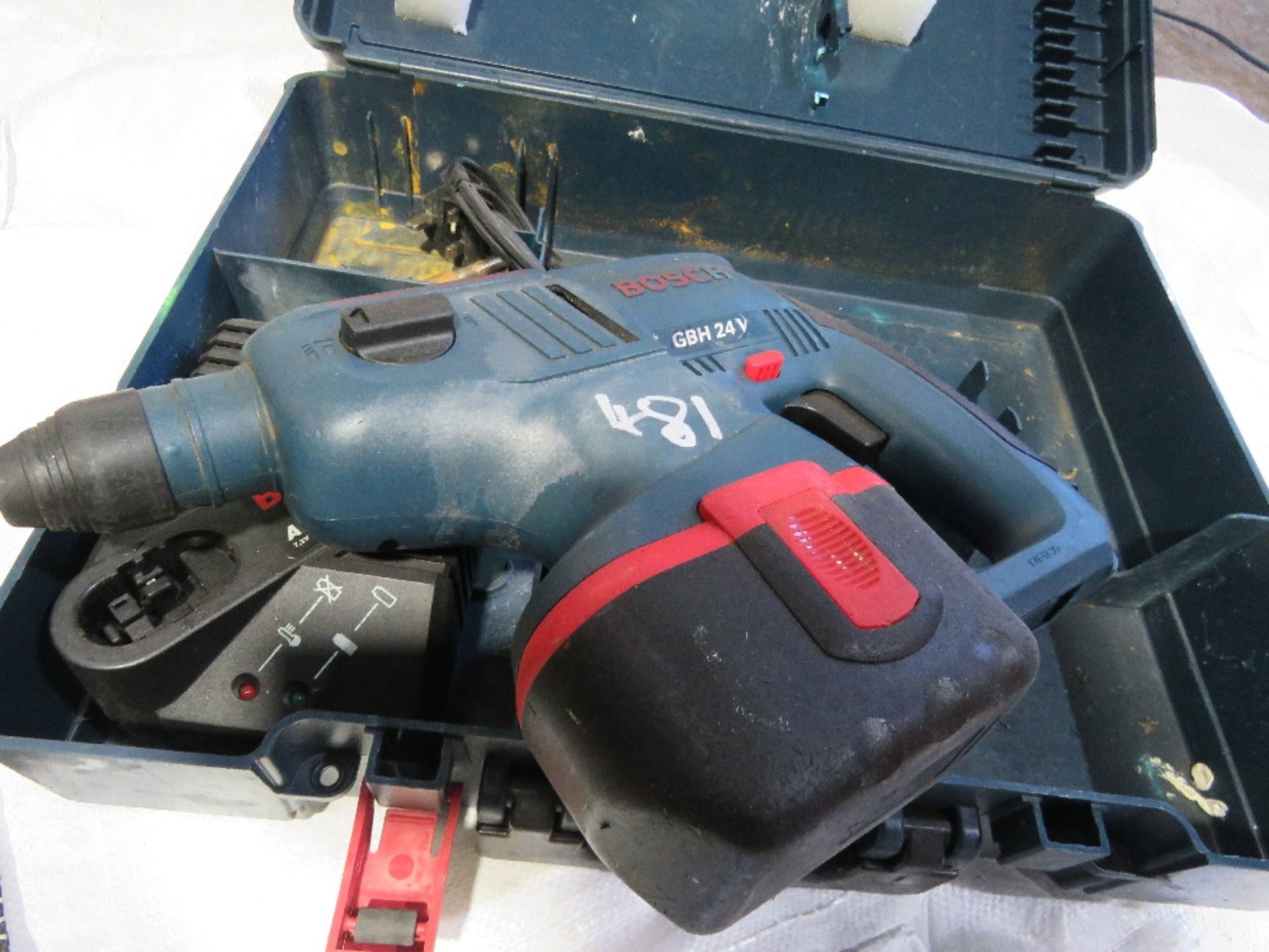 BOSCH 24V BATTERY DRILL.