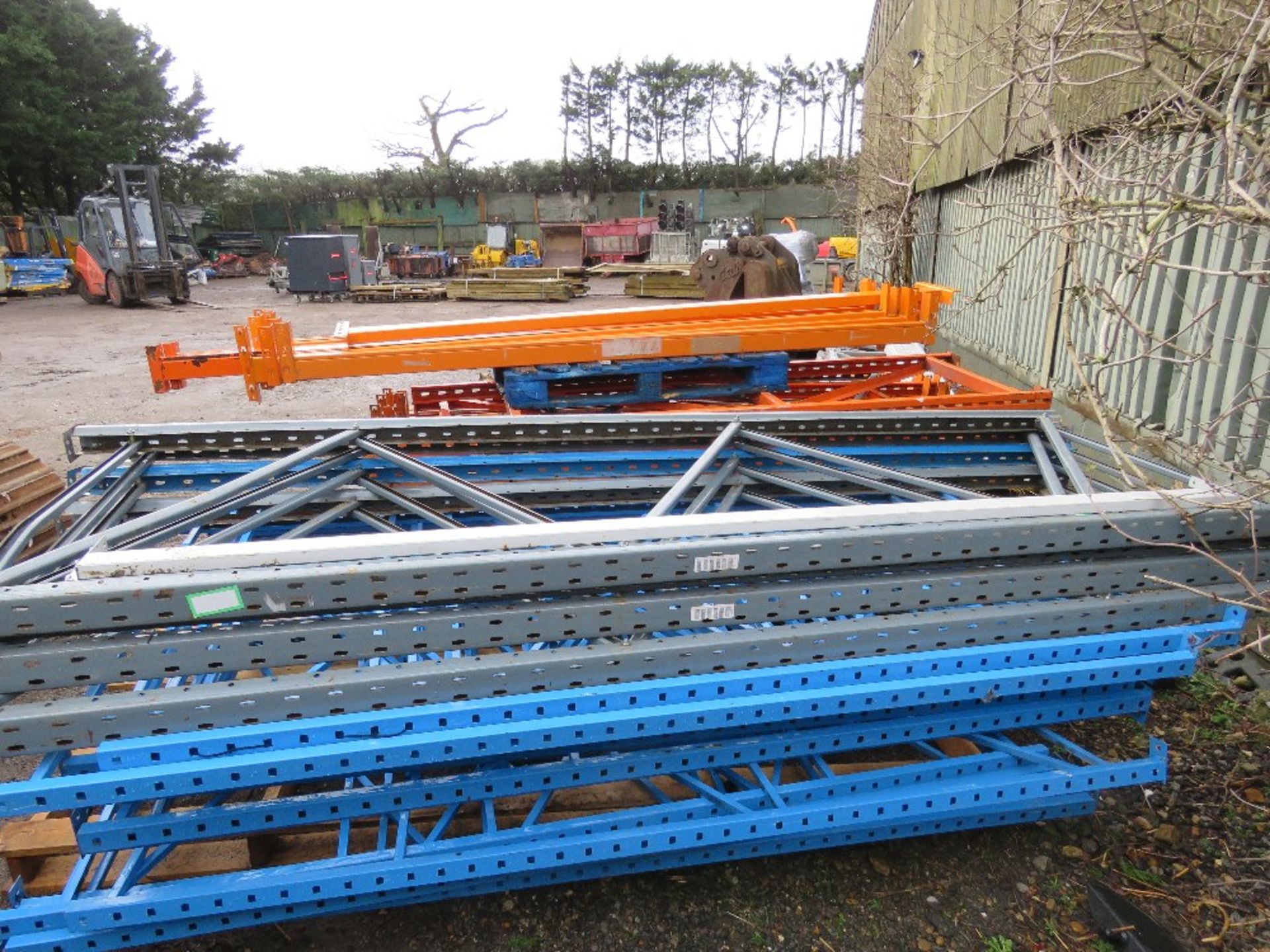 LARGE QUANTITY OF ASSORTED PALLET RACKING 2.5M - 3.28M HEIGHT APPROX WITH BEAMS ETC. THIS LOT IS - Image 4 of 8