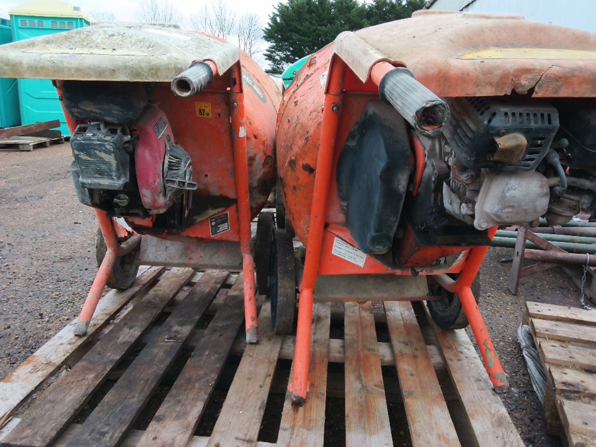 2 X BELLE MINI CEMENT MIXERS, PETROL ENGINE POWERED. - Image 3 of 3