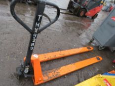 LONG BLADED PALLET TRUCK: THX9289