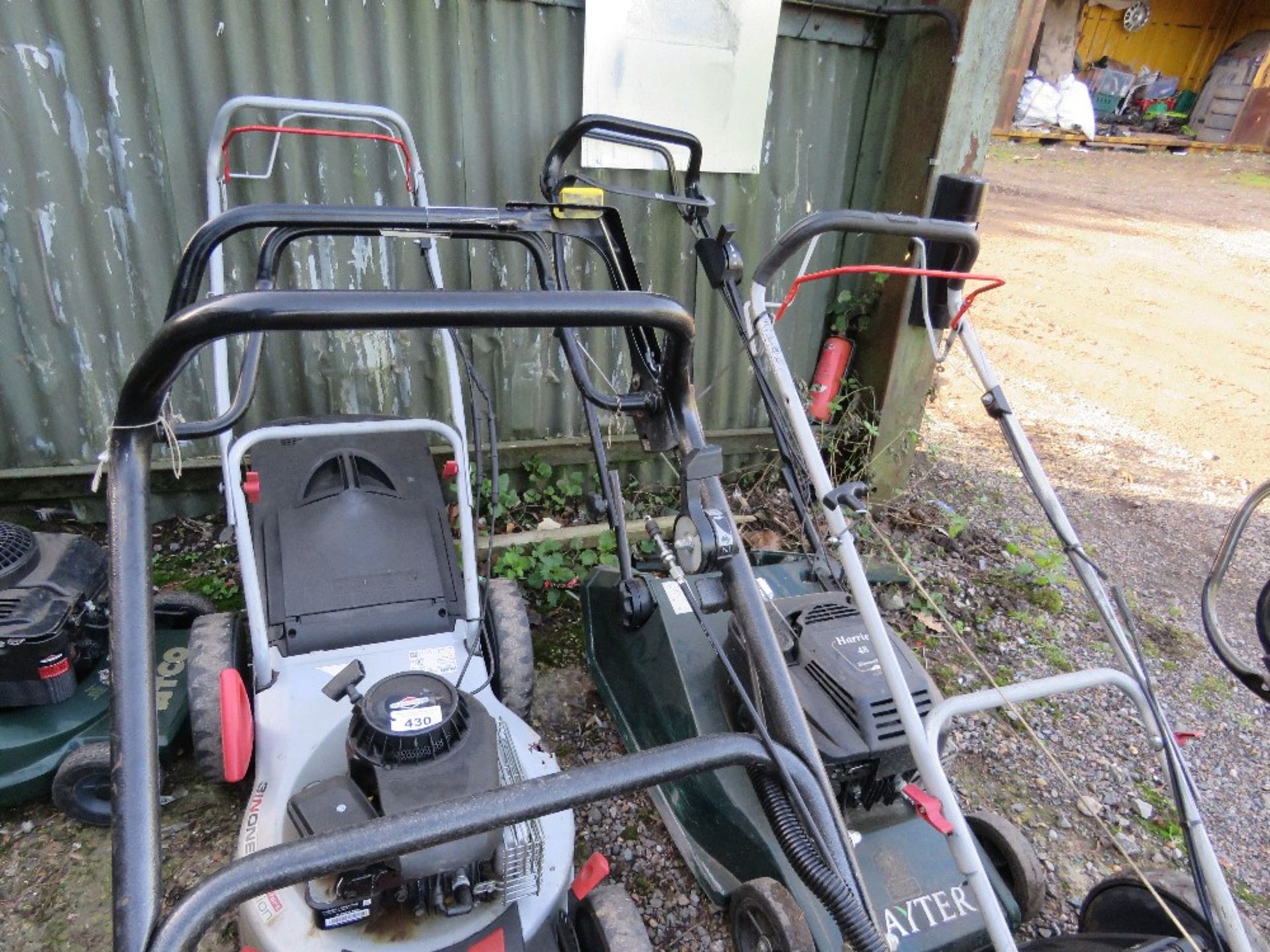 HONDA HR536 PETROL ENGINED ROLLER LAWNMOWER , NO COLLECTOR. THIS LOT IS SOLD UNDER THE AUCTIONEERS - Image 3 of 3