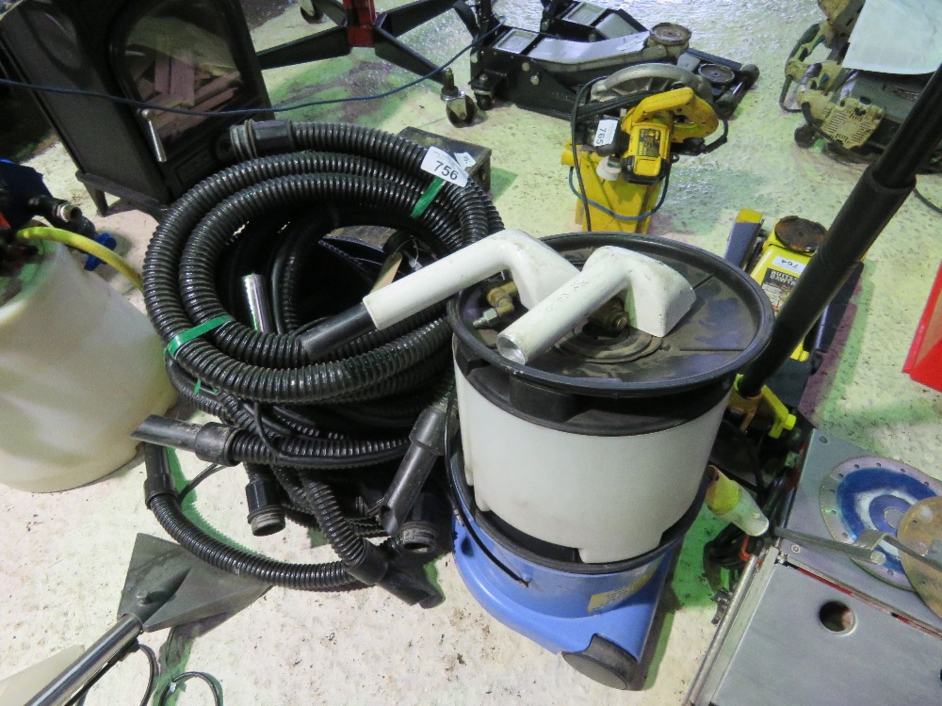 ASSORTED WET VACUUM PARTS AS SHOWN. - Image 4 of 4