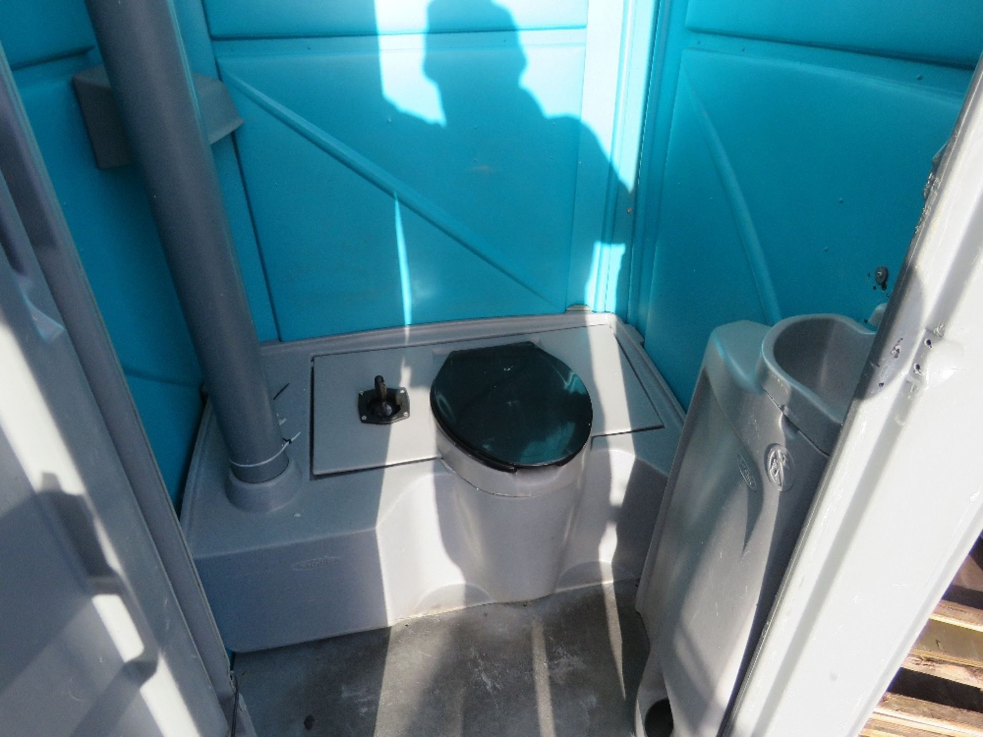 PORTABLE SITE / EVENTS TOILET. - Image 2 of 4