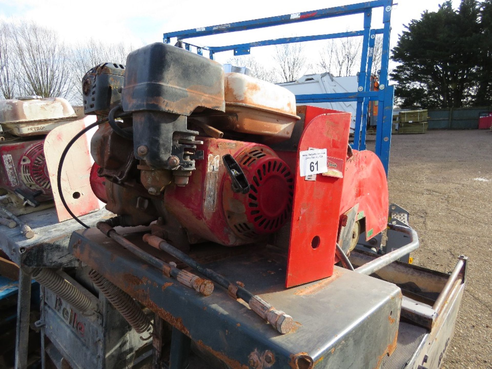 BELLE HONDA PETROL ENGINED SLAB CUTTING SAWBENCH. - Image 4 of 4