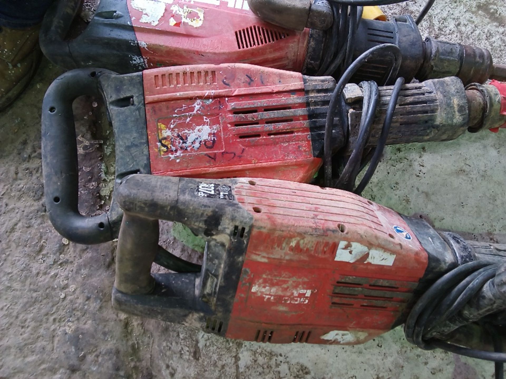 2 X HILTI TE900AVR BREAKER DRILLS, 110VOLT. - Image 2 of 2