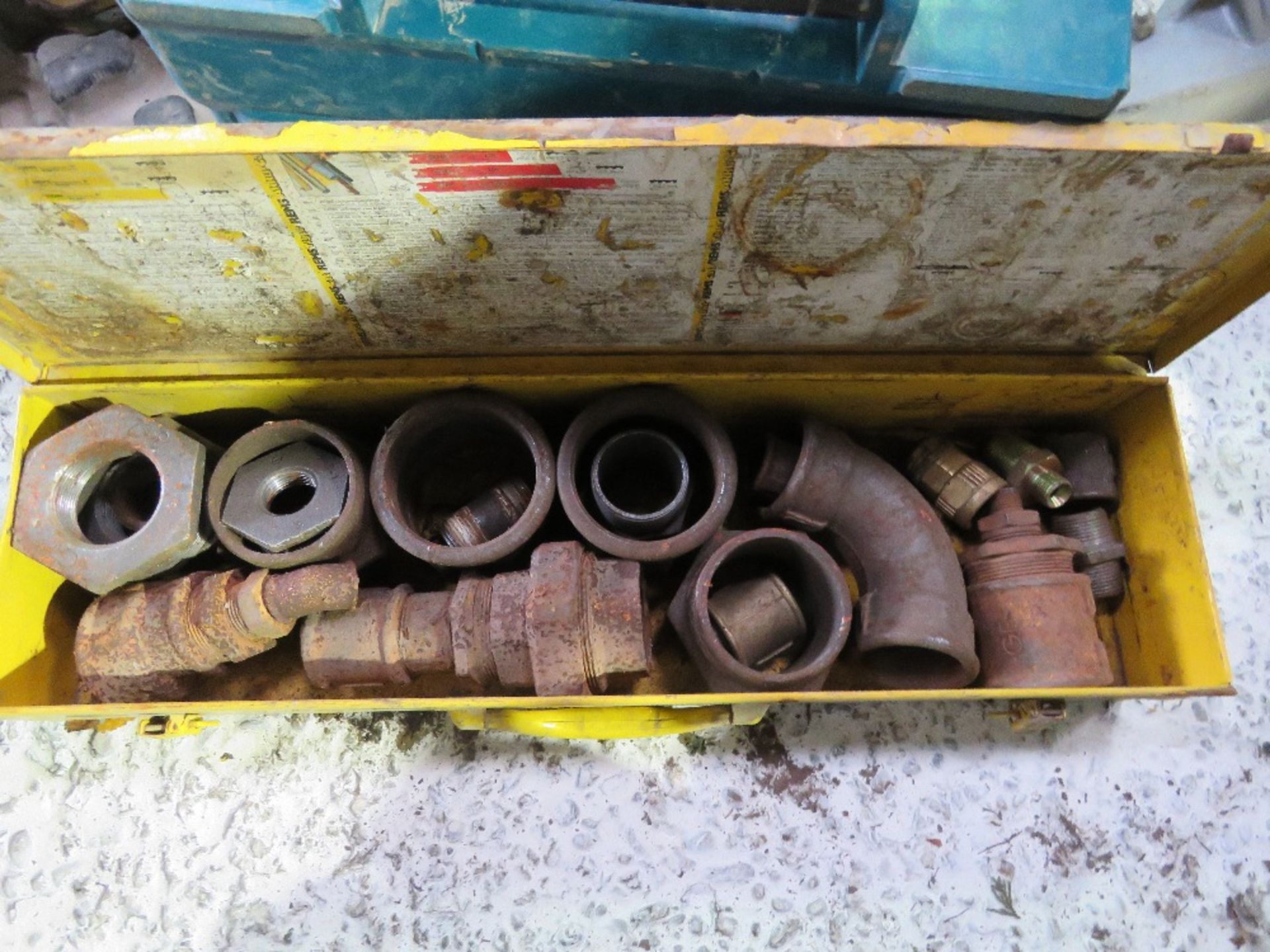 JIGSAW, 2 X DRILLS PLUS A BOX OF FITTINGS. SOURCED FROM COMPANY LIQUIDATION. - Image 5 of 5