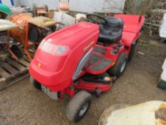 COUNTAX C300H RIDE ON MOWER WITH COLLECTOR. WHEN TESTED WAS SEEN TO START, RUN, DRIVE AND MOWERS ENG