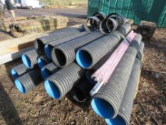 17NO LENGTHS OF DRAINAGE PIPING, 260MM EXTERNAL DIAMETER, 10-11FT LENGTH APPROX WITH SOME FITTINGS A