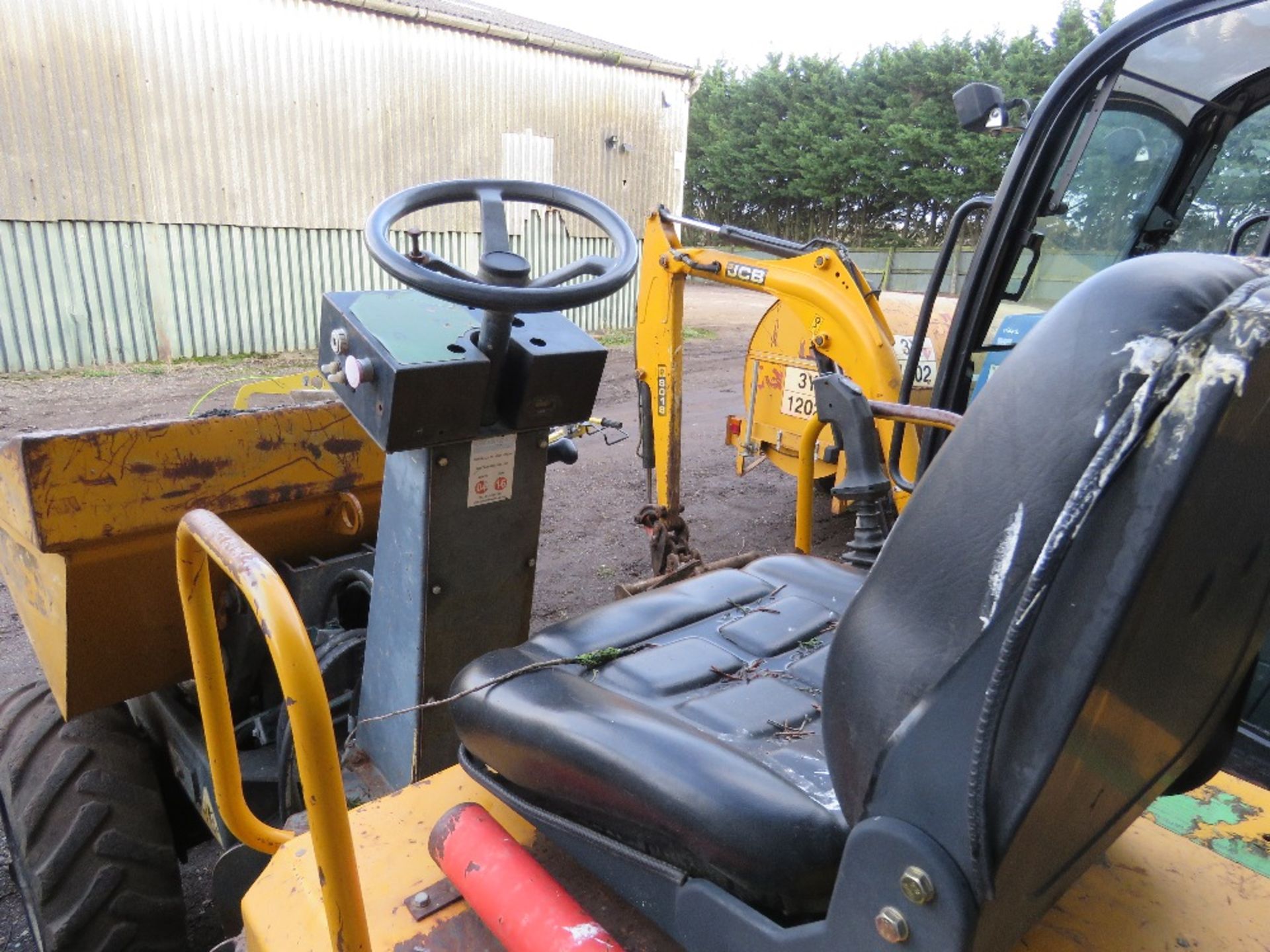 BENFORD TEREX HD1000 HIGH TIP DUMPER. SN:SLBDRP00L207HM265. DRIVES AND TIPS..SWITCH FAULT ON HIGH TI - Image 5 of 9