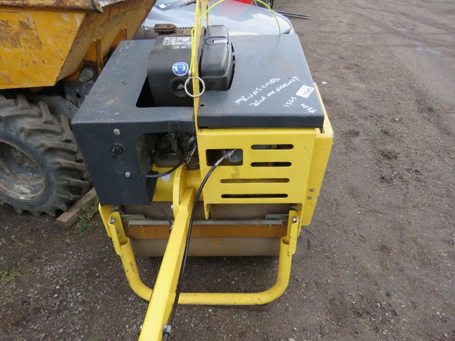 BOMAG BW71F-2 SINGLE DRUM ROLLER YEAR 2014 SN:101620271361. WHEN TESTED WAS SEEN TO RUN AND VIBRATE - Image 3 of 6