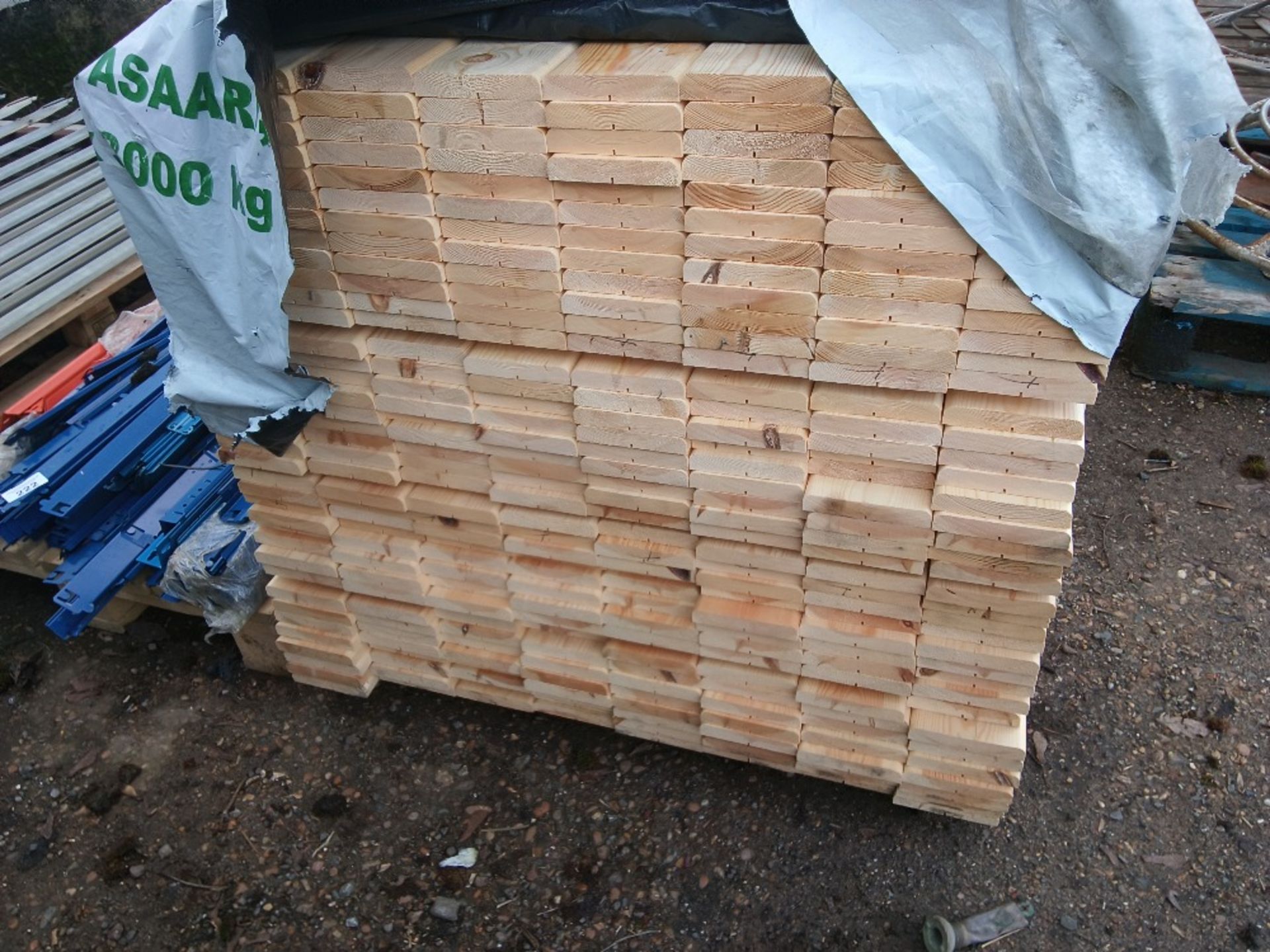 PACK OF UNTREATED TIMBER CAPPING BOARDS 1.88M LENGTH X 120MM X 20MM APPROX. - Image 2 of 4