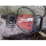 HILTI TE1000AVR HEAVY DUTY 110VOLT BREAKER DRILL.