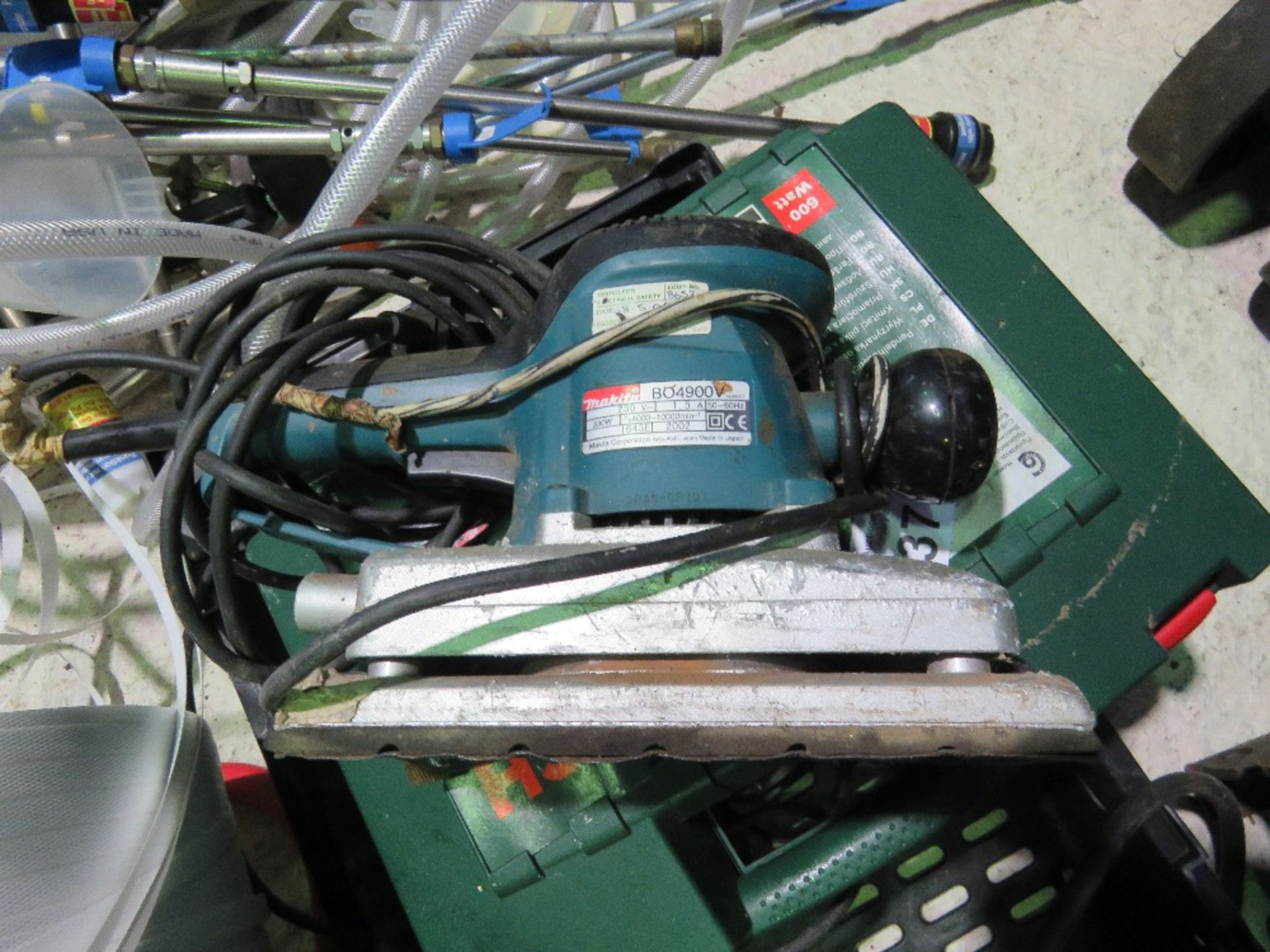 4NO POWER TOOLS: JIGSAW, GRINDER, SANDER, HEAT GUN. SOURCED FROM COMPANY LIQUIDATION. THIS LOT - Image 4 of 4