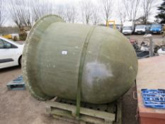 LARGE GRP MOLD ON THE SHAPE OF A BELL.