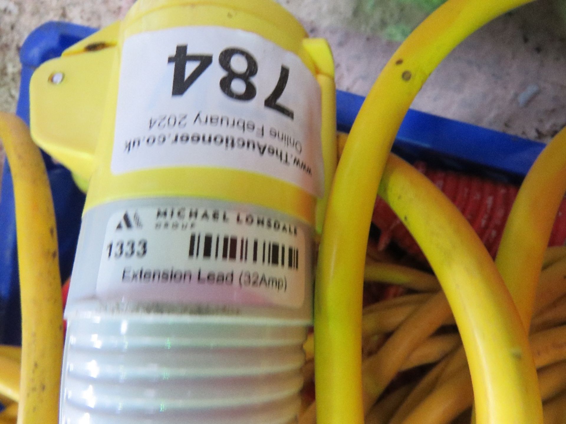 LARGE QUANTITY OF HEAVY DUTY 110VOLT EXTENSION LEADS. THIS LOT IS SOLD UNDER THE AUCTIONEERS MARG - Image 4 of 4